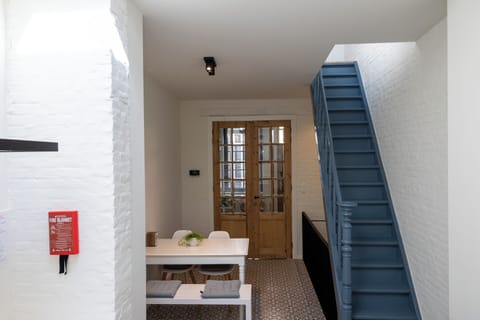 House | Dining