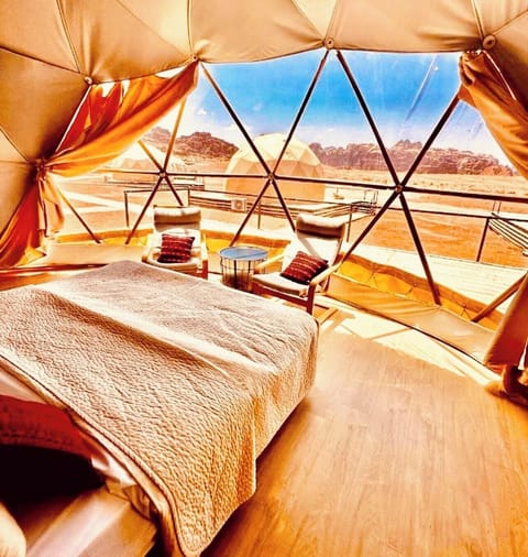 Room, 1 Bedroom, Accessible, Smoking | 1 bedroom