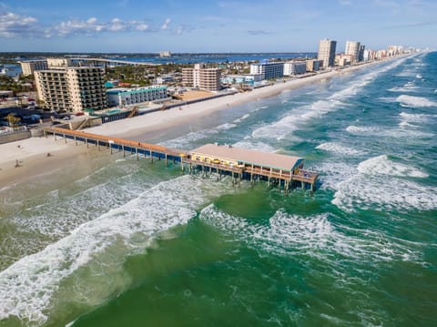 Condo, 2 Queen Beds (Oceanside Inn 623) | Beach