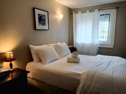 Classic Room, 1 Queen Bed, Shared Bath, Shared Living Space | Premium bedding, free WiFi, bed sheets