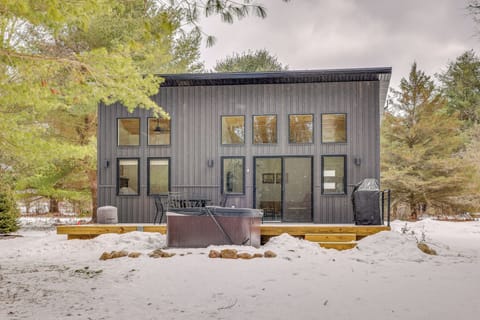 House (1 Bedroom) | Front of property