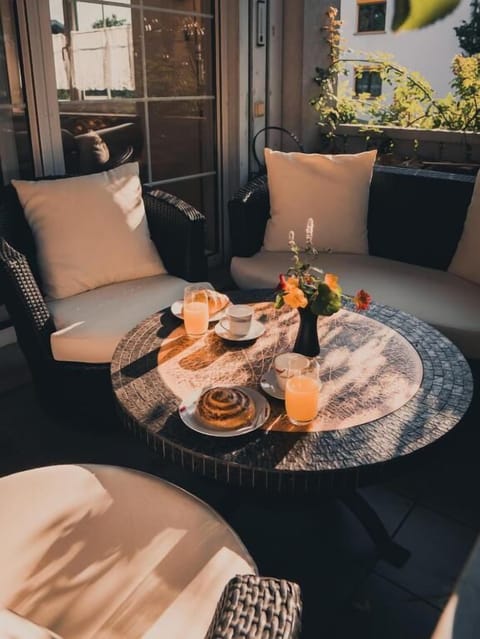 Deluxe Apartment, Mountain View | Terrace/patio