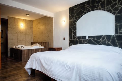 Classic Room | Free WiFi, bed sheets