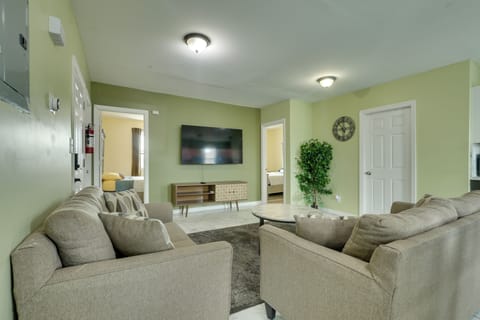 Apartment (2 Bedrooms) | Front of property