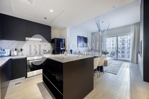 Apartment, Balcony | Private kitchen | Electric kettle, toaster