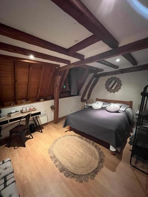 Comfort Double Room, Garden View | Desk, laptop workspace, blackout drapes, iron/ironing board