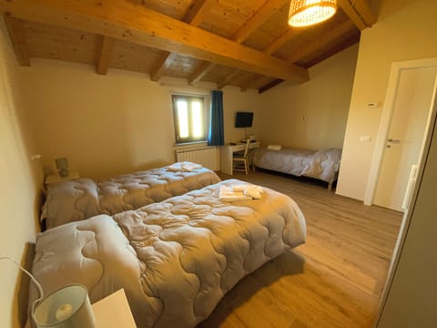 Classic Triple Room | Free WiFi