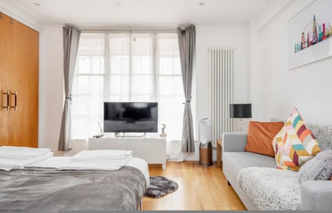 House | 1 bedroom