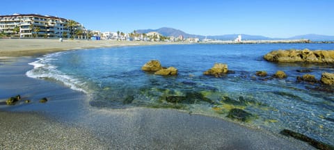 House, 4 Bedrooms, Balcony, Garden View | Beach