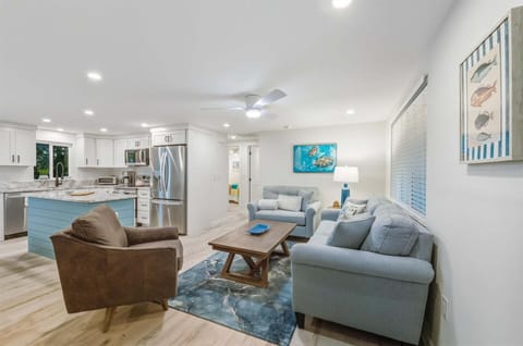 House, 2 Bedrooms | Living area | Smart TV