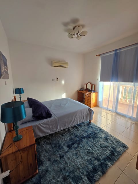 Townhome, Sea View | Free WiFi