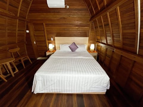 Basic Double Room, Balcony, Courtyard View | Blackout drapes, iron/ironing board, free WiFi