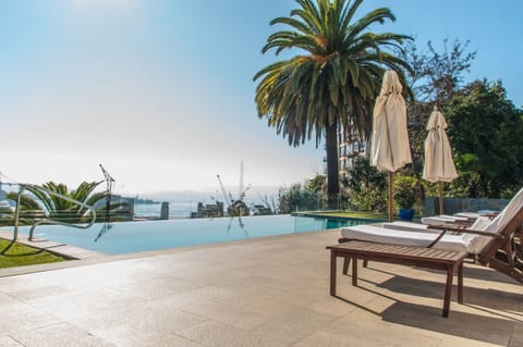Outdoor pool, sun loungers