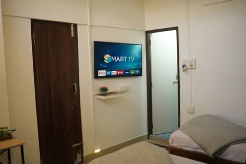 Superior Double Room | Premium bedding, memory foam beds, desk, laptop workspace