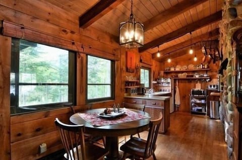 Cabin, 2 Bedrooms | Dining