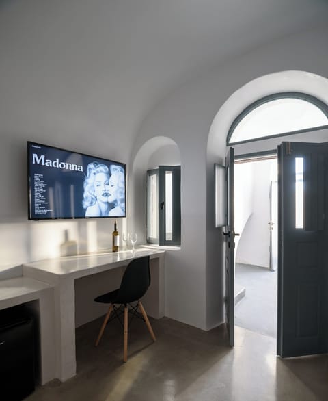 Economy Double or Twin Room | Interior