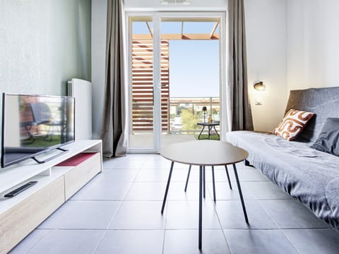 Apartment | Living room