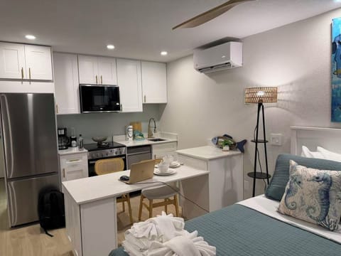 Individually decorated, individually furnished, desk, laptop workspace