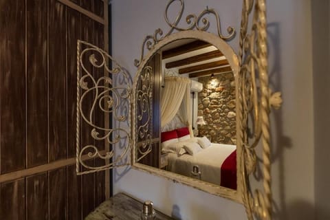 Double Room, Non Smoking, Balcony | In-room safe, individually decorated, individually furnished