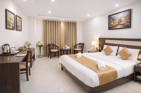 Executive Double Room, Air conditioning | View from room