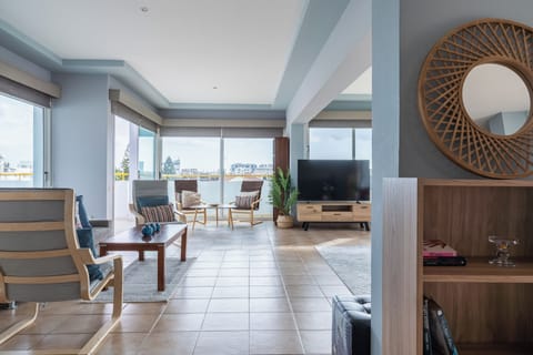 Apartment, 2 Bedrooms, Kitchen, City View | Interior