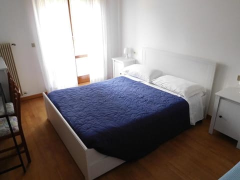 In-room safe, free WiFi, wheelchair access