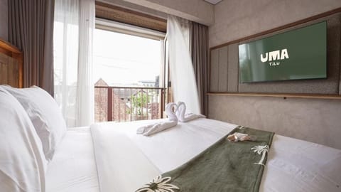 Deluxe Double Room, Balcony | Free WiFi
