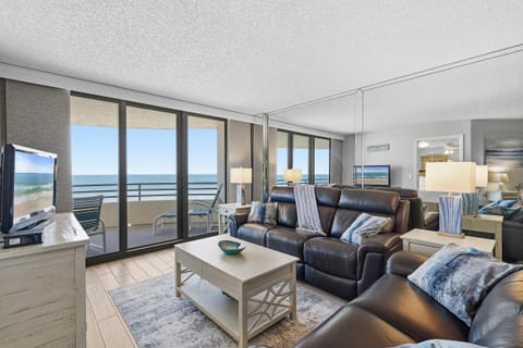 Condo, 1 King Bed (Sand Dollar 501) | Living area