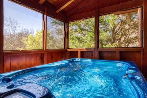 Cabin, 3 Bedrooms | Interior