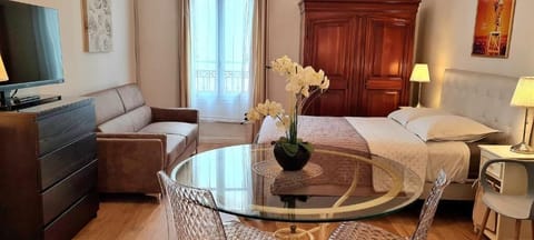 Family studio | Iron/ironing board, free WiFi