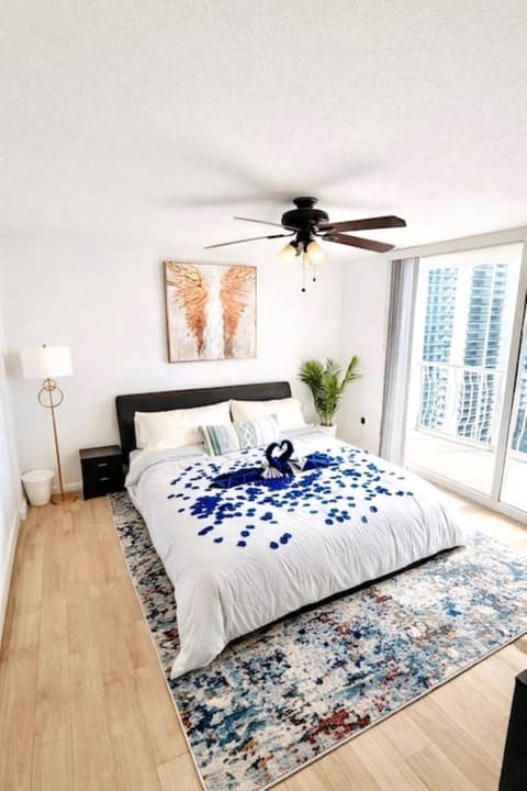 Apartment | Blackout drapes, WiFi (free)