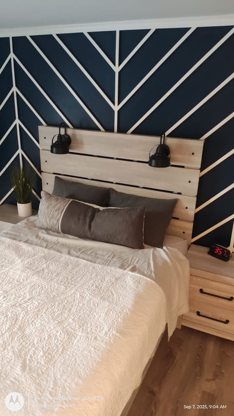 Deluxe Room, 1 Queen Bed, Valley View | Egyptian cotton sheets, premium bedding, down comforters, pillowtop beds
