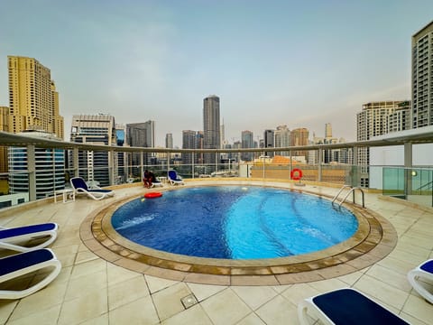 Luxury Full Marina View  Apartment in Dubai