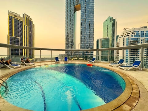 Luxury Full Marina View  Apartment in Dubai