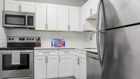Apartment (1 Bedroom) | Private kitchen | Fridge