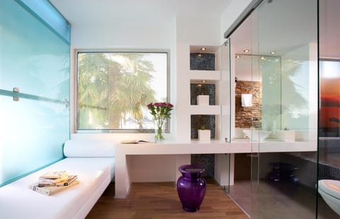 Shower, rainfall showerhead, eco-friendly toiletries, hair dryer