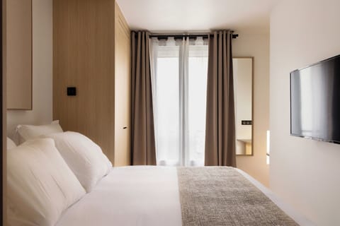 House | 1 bedroom, laptop workspace, iron/ironing board, bed sheets