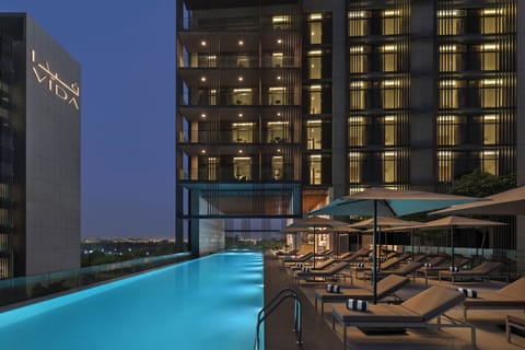 Indoor pool, outdoor pool