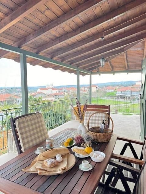 House, Balcony, City View | Outdoor dining