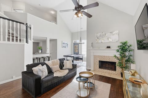 House (3 Bedrooms) | Front of property
