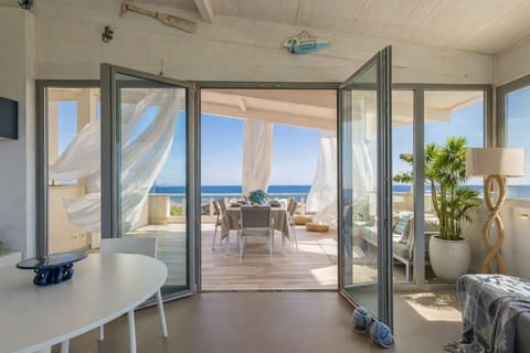 House (2 Bedrooms) | Living area | TV, fireplace