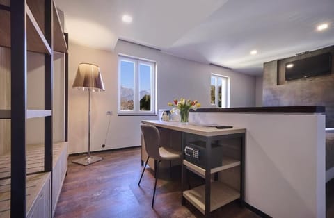 Deluxe Double Room | In-room safe, free WiFi, wheelchair access