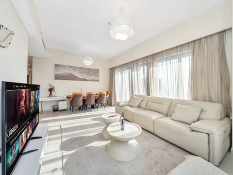 Luxury Apartment, 4 Bedrooms, Balcony, City View