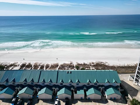 House, Multiple Beds (Gulfs Edge Townhome #16 - Sealee) | Beach | On the beach