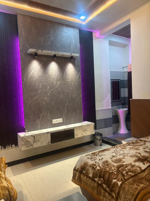 Deluxe Double Room | Desk, WiFi (free)