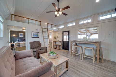 House (1 Bedroom) | Interior