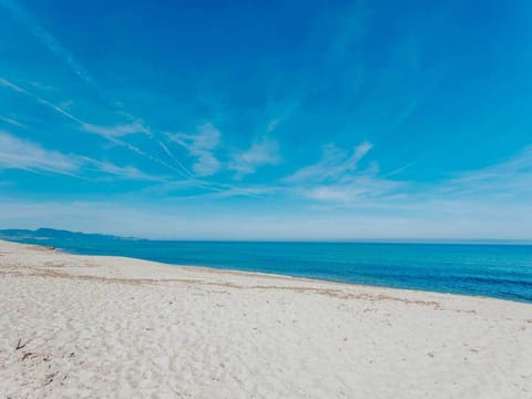 Villa, 2 Bedrooms, Balcony, Garden View | Beach
