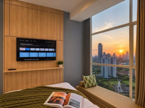 Apartment, 2 Bedrooms, City View | Iron/ironing board, free WiFi