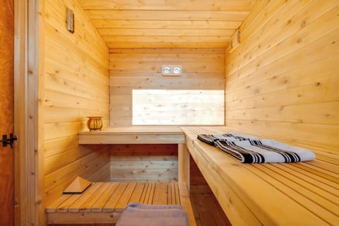 House (1 Bedroom) | Interior
