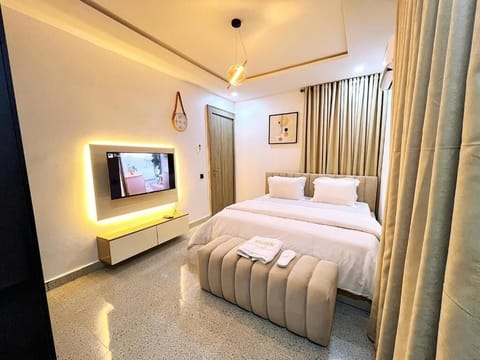 Economy Apartment, Balcony, City View | Desk, laptop workspace, blackout drapes, soundproofing